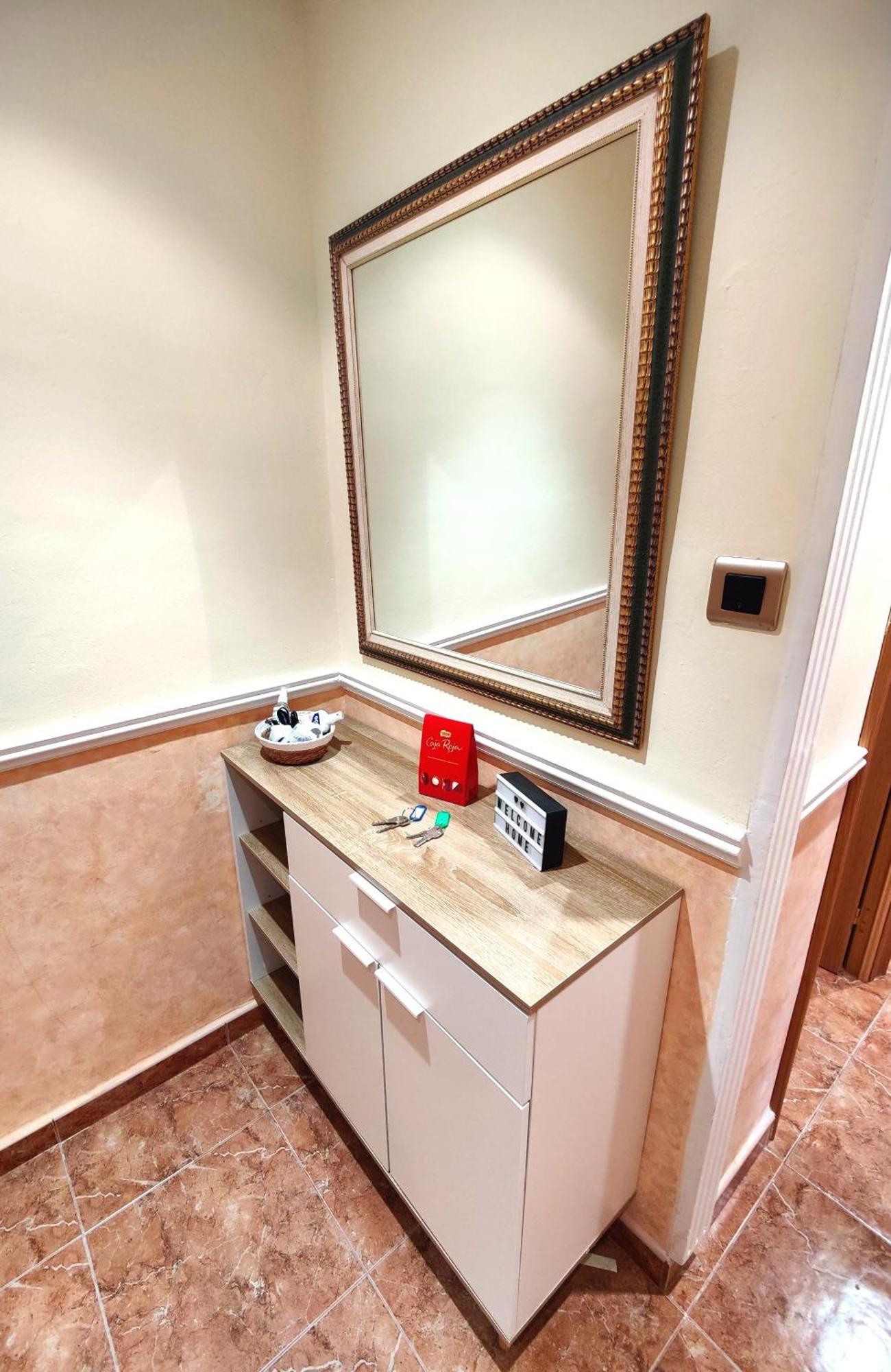 شقة Sunny Flat With Balcony And Sea Views كامبريلس المظهر الخارجي الصورة